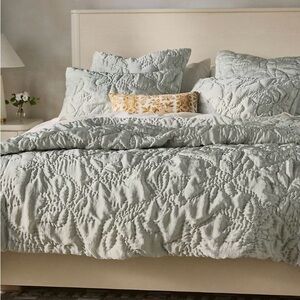 NEW Anthropologie Silky Floral Stitched Quilt, Queen, Pale Sage